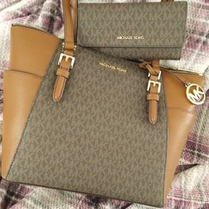 Michael Kors Purse and Wallet set